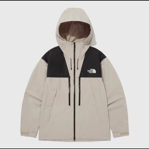 *NEW W TAGS* north face THERMOBALL™ Snow Triclimate™ Jacket